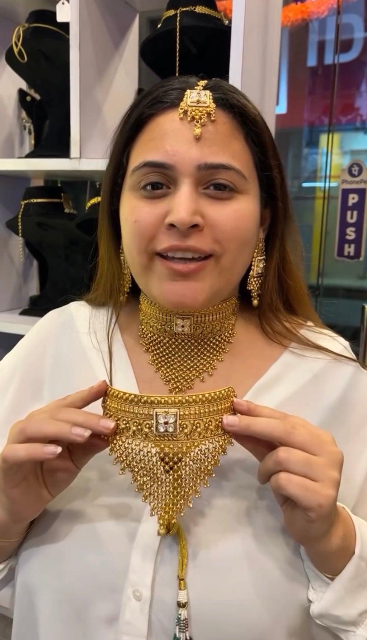 Gold Choker Set