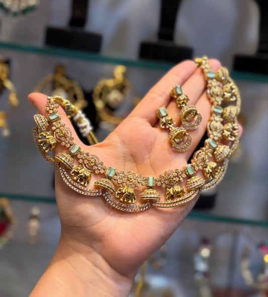 Ethnic Set