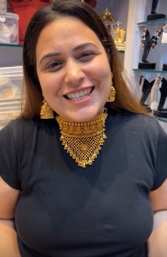 Gold Choker Set